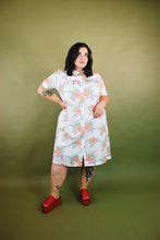 Load image into Gallery viewer, 1970s Southern Peach House Dress
