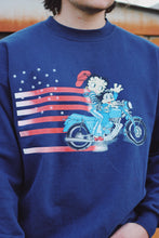 Load image into Gallery viewer, 1990s Betty On The Run Sweater
