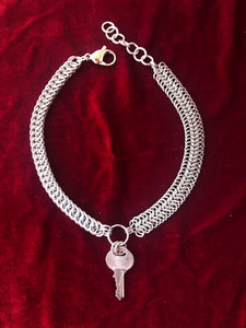 The Minerva Key Choker