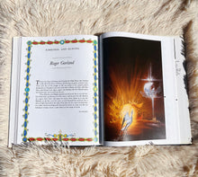 Load image into Gallery viewer, 1992 Tolkien’s World: Paintings of Middle-earth Book
